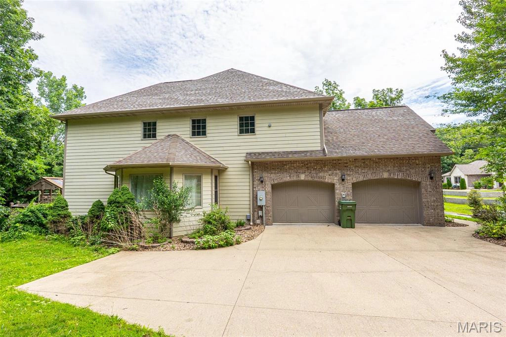 property 1025 Cobblestone Drive