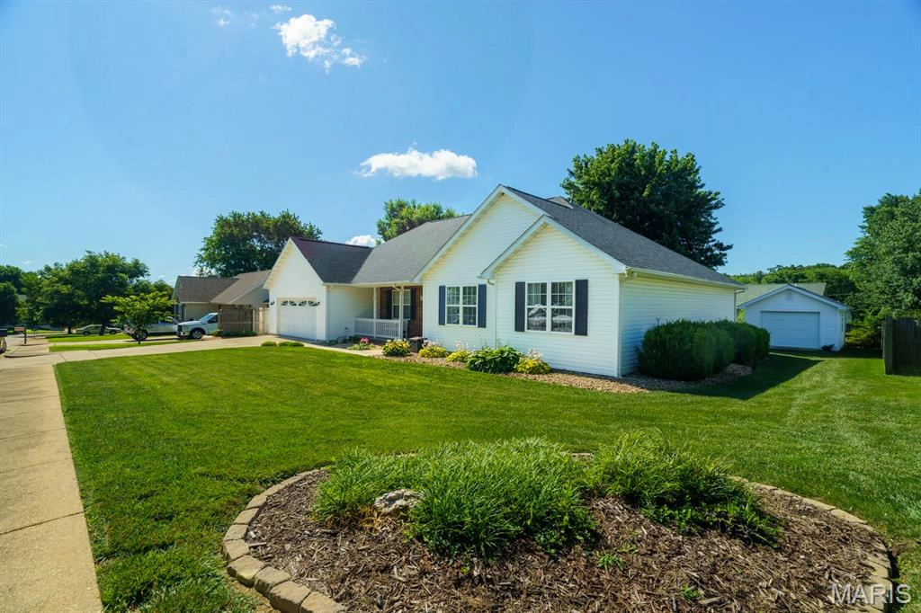 property 606 Norwich Drive