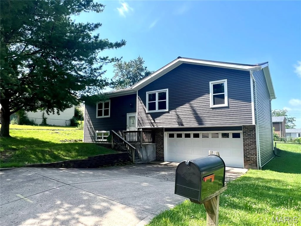 property 1310 Hillview Drive