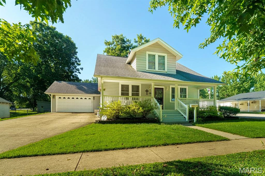 property 116 W Hardy Street