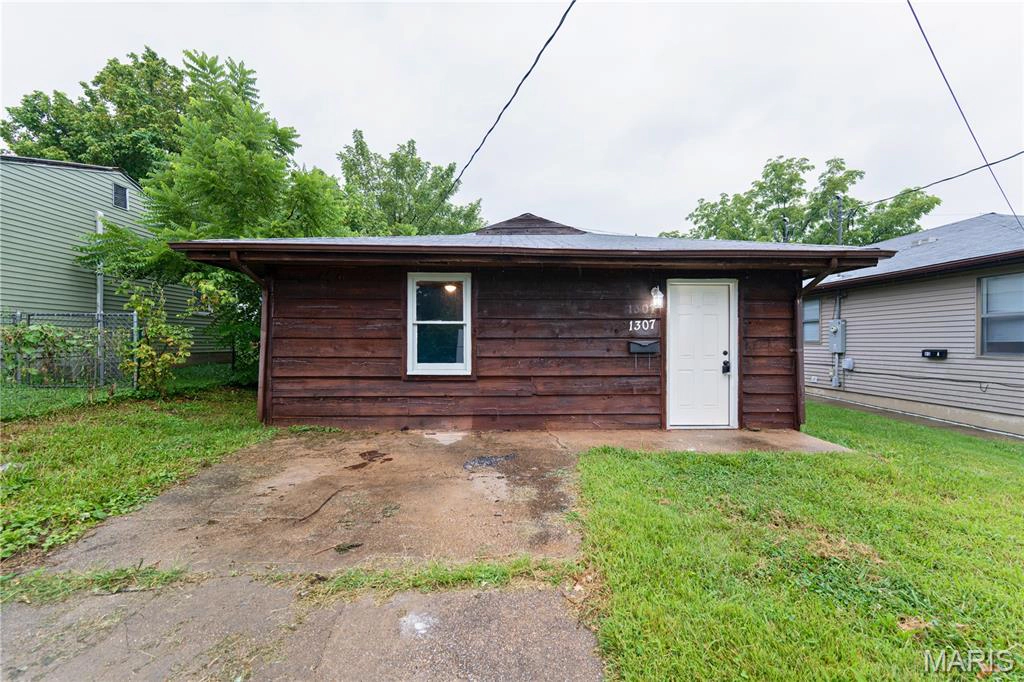 property 1307 Missouri Avenue