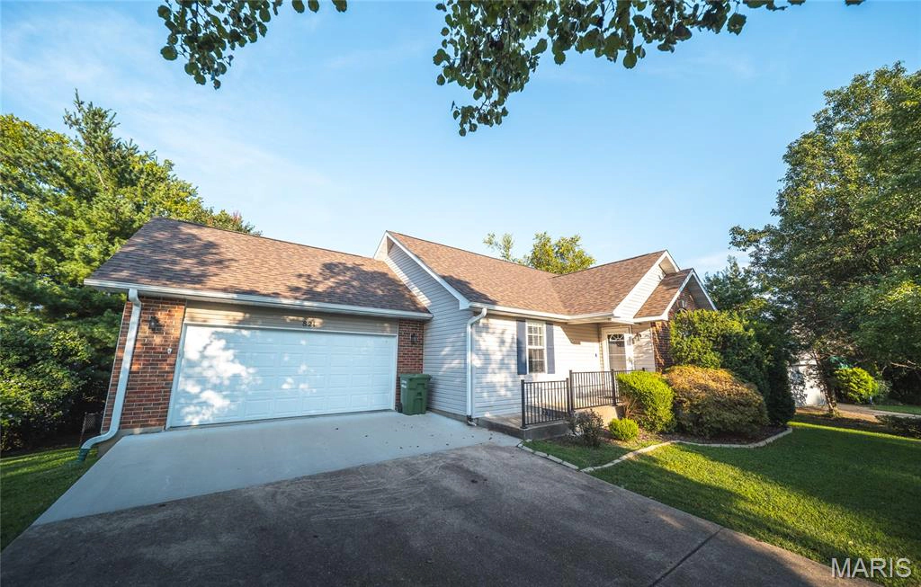 property 821 Cambridge Drive