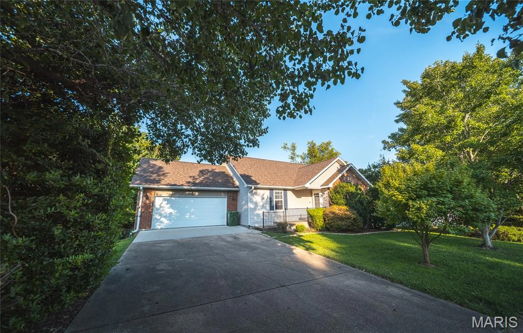 property 821 Cambridge Drive