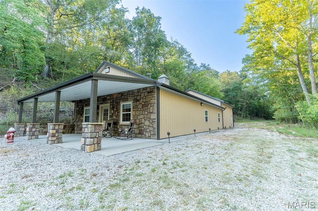 property 21805 Revere Lane