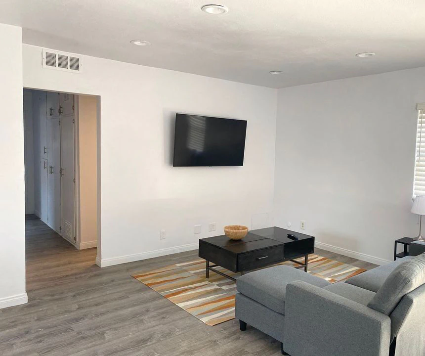 property 1234 W. 37th Place