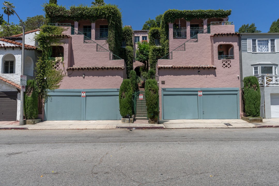 Chateau Vendome  apartments for rent
