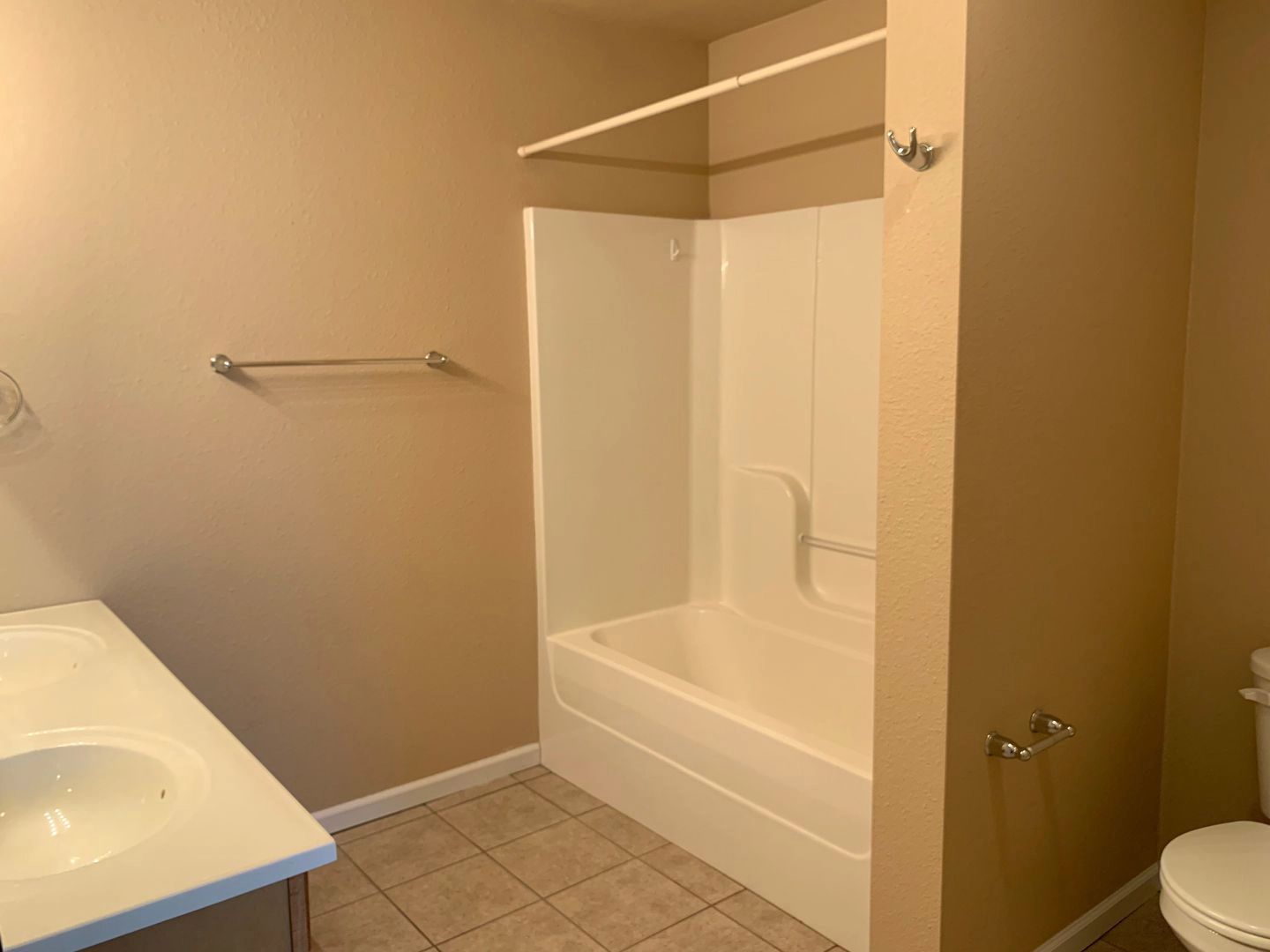 property for rent #4