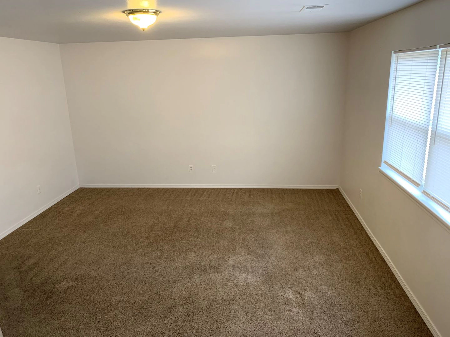 property for rent #1