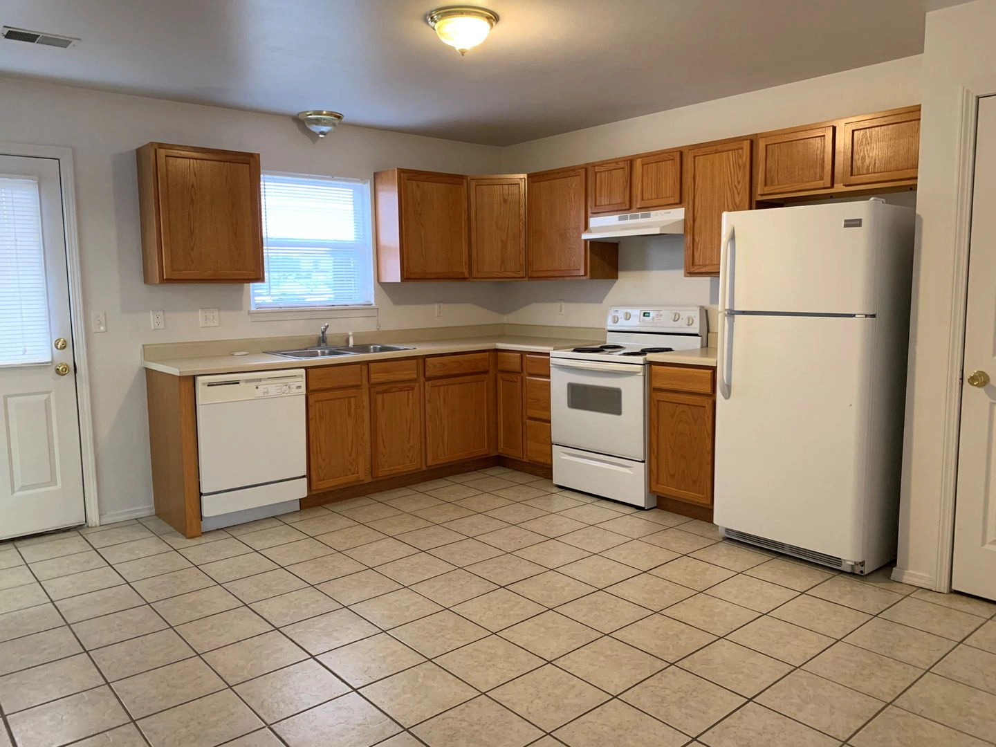 property for rent #5