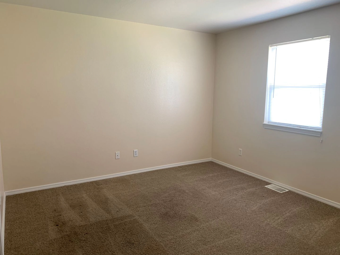 property for rent #6