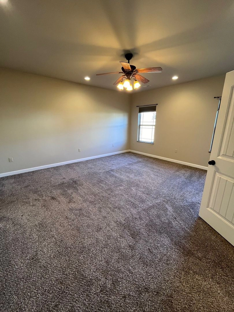 property for rent #3