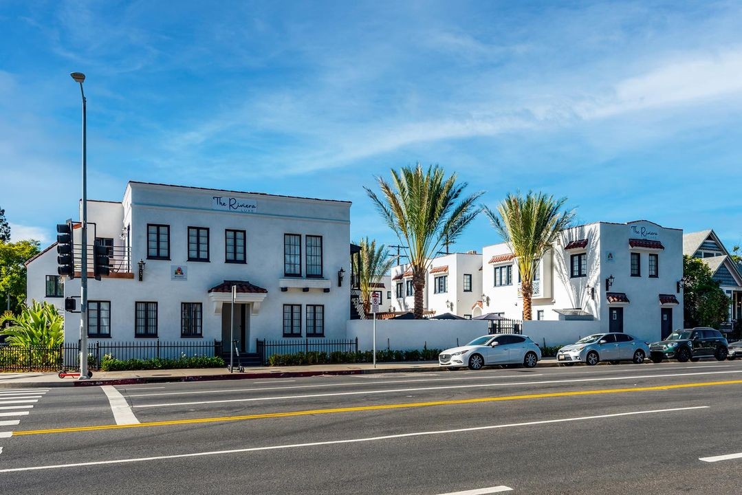 The Riviera Luxe - 2919 Hoover Street Los Angeles, CA 90007