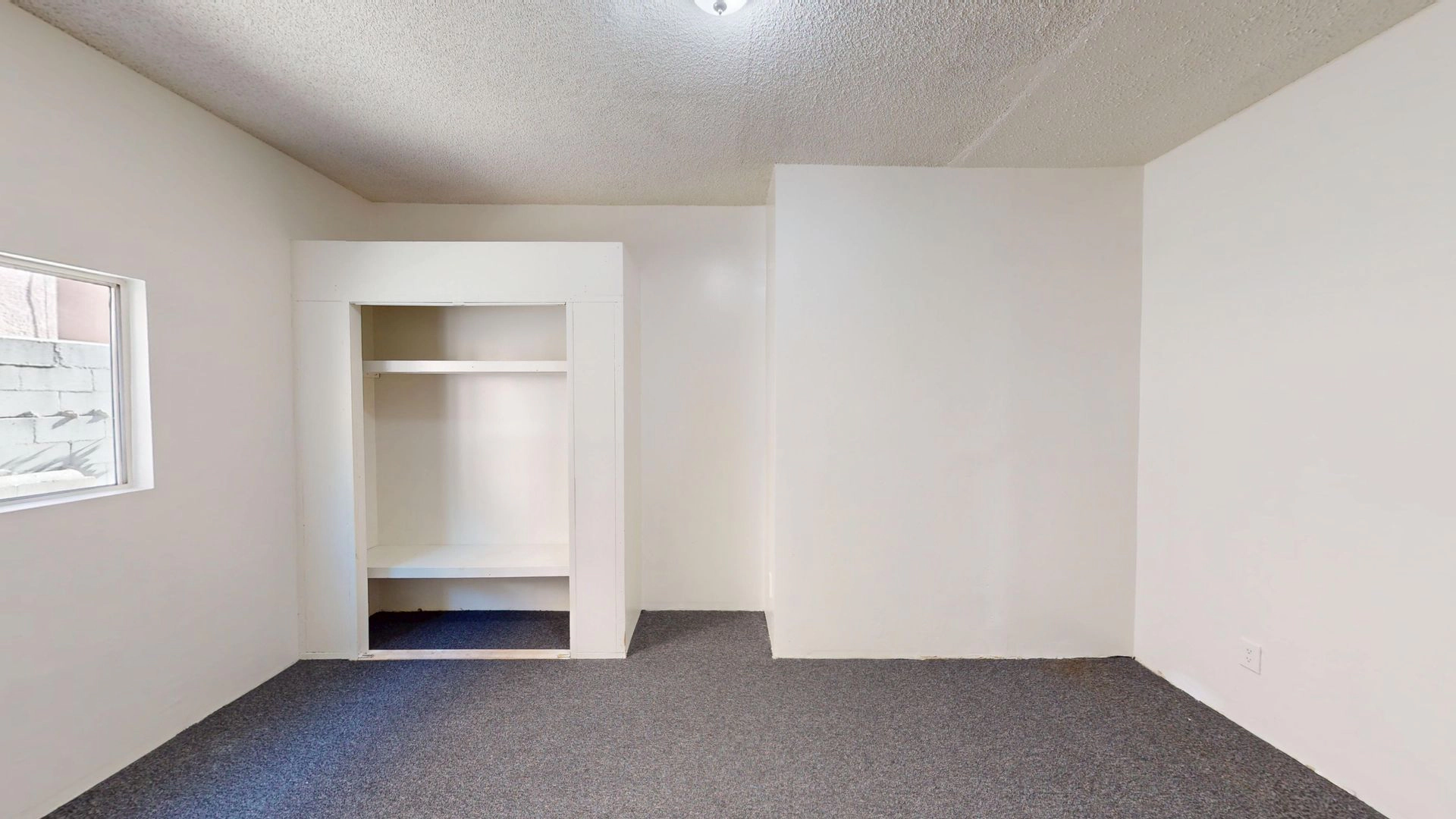 Beautiful Dormitory Style Housing Available