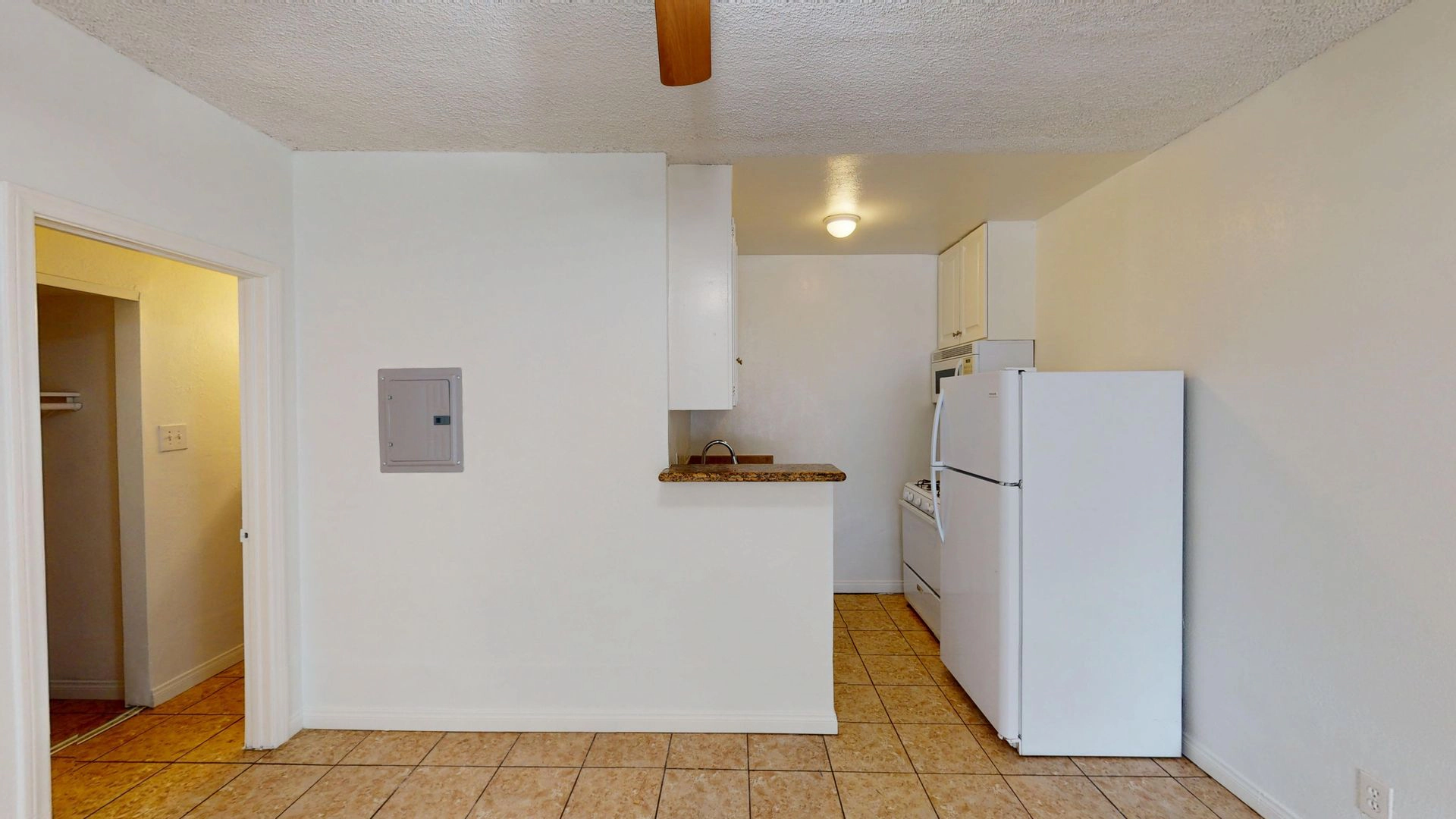 Gorgeous Single Unit available in Inglewood!