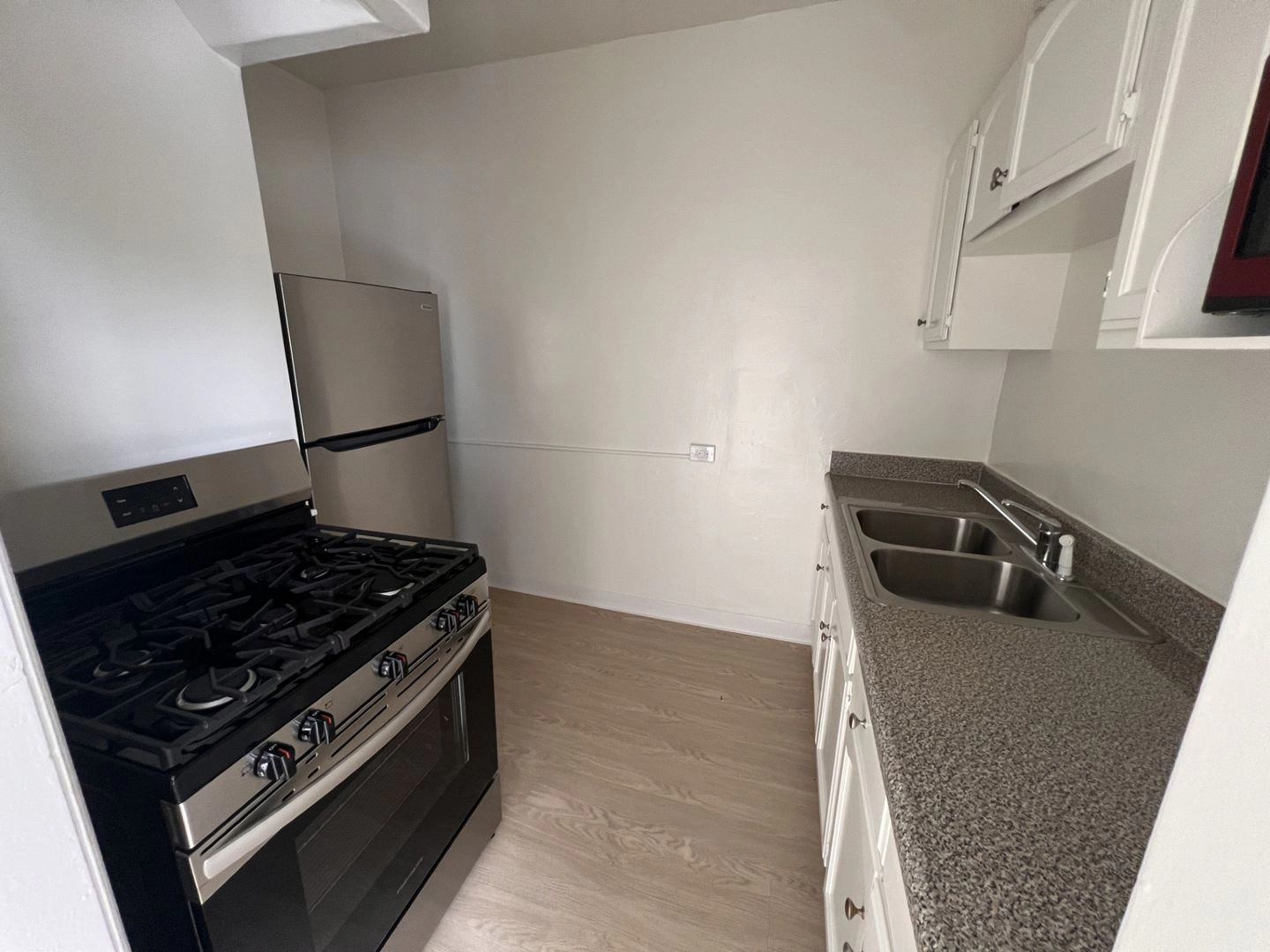 STUDIO/ 1 BA APARTMENT AVAILABLE – LOS ANGELES!
