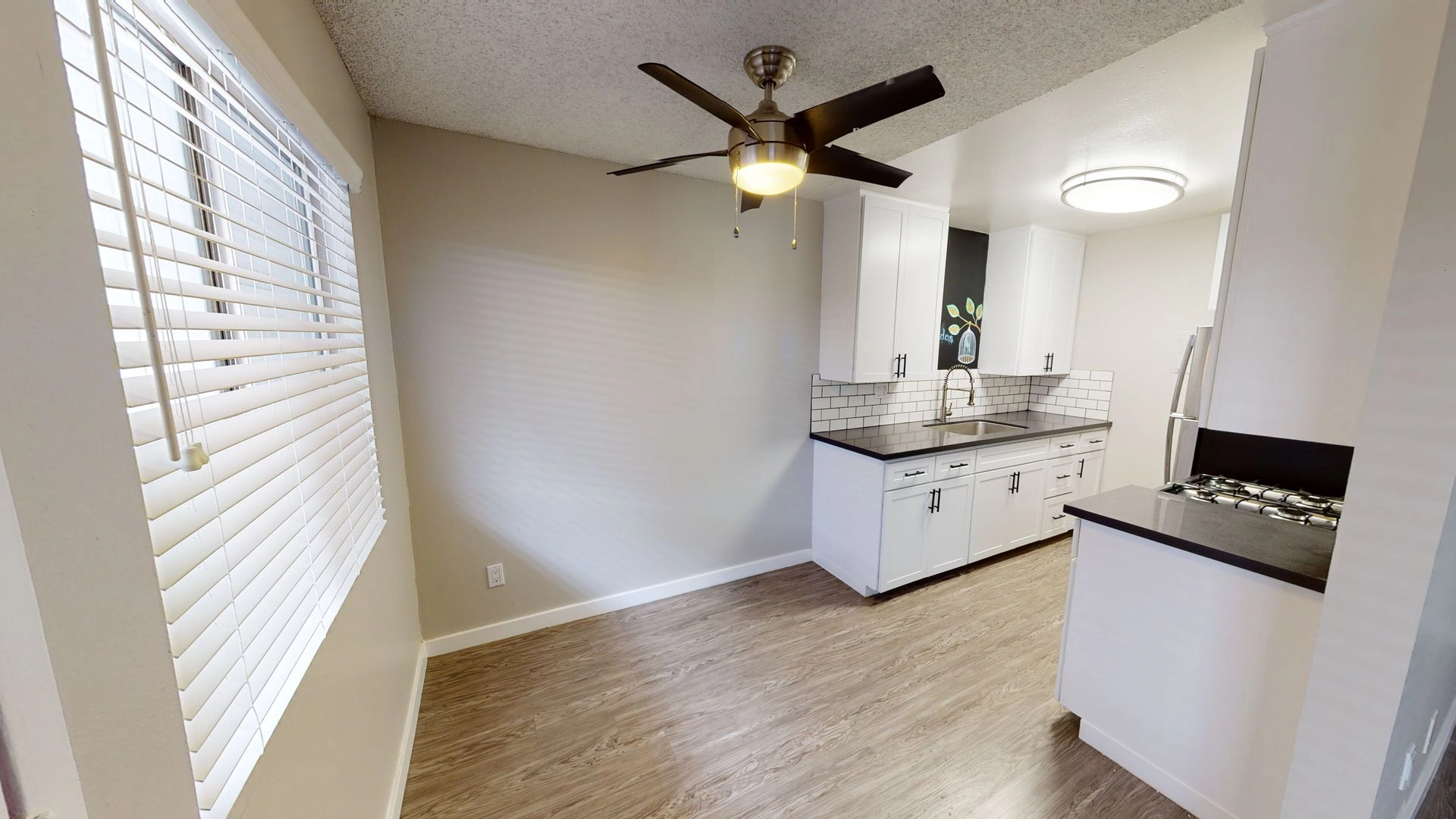 FREE RENT! NEWLY RENOVATED 1BR – IN HIGHLAND PARK!