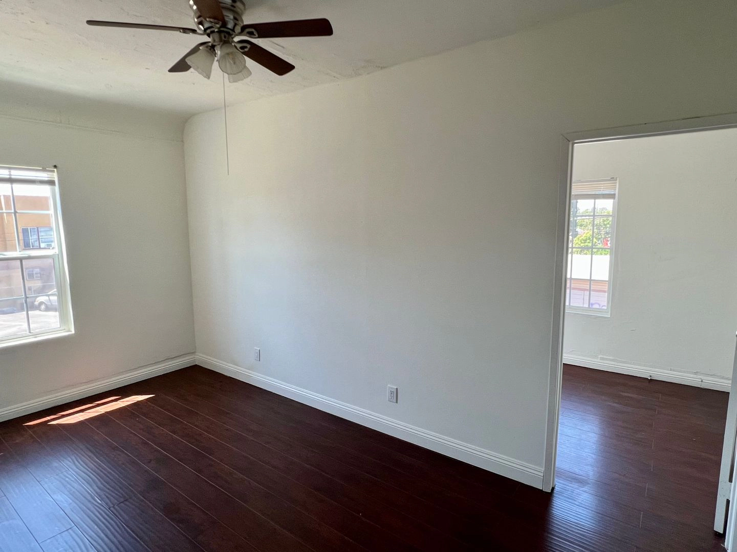 5 Week Free! SPACIOUS 2 BED. UNIT IN LOS ANGELES!