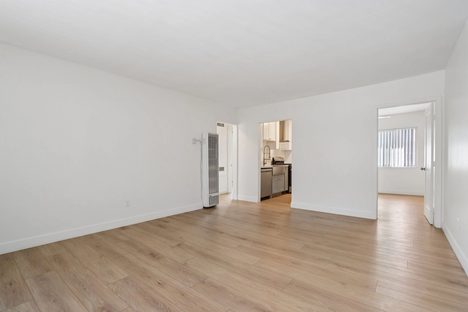 FREE RENT!! Newly Renovated Apartments in Rose Hill!