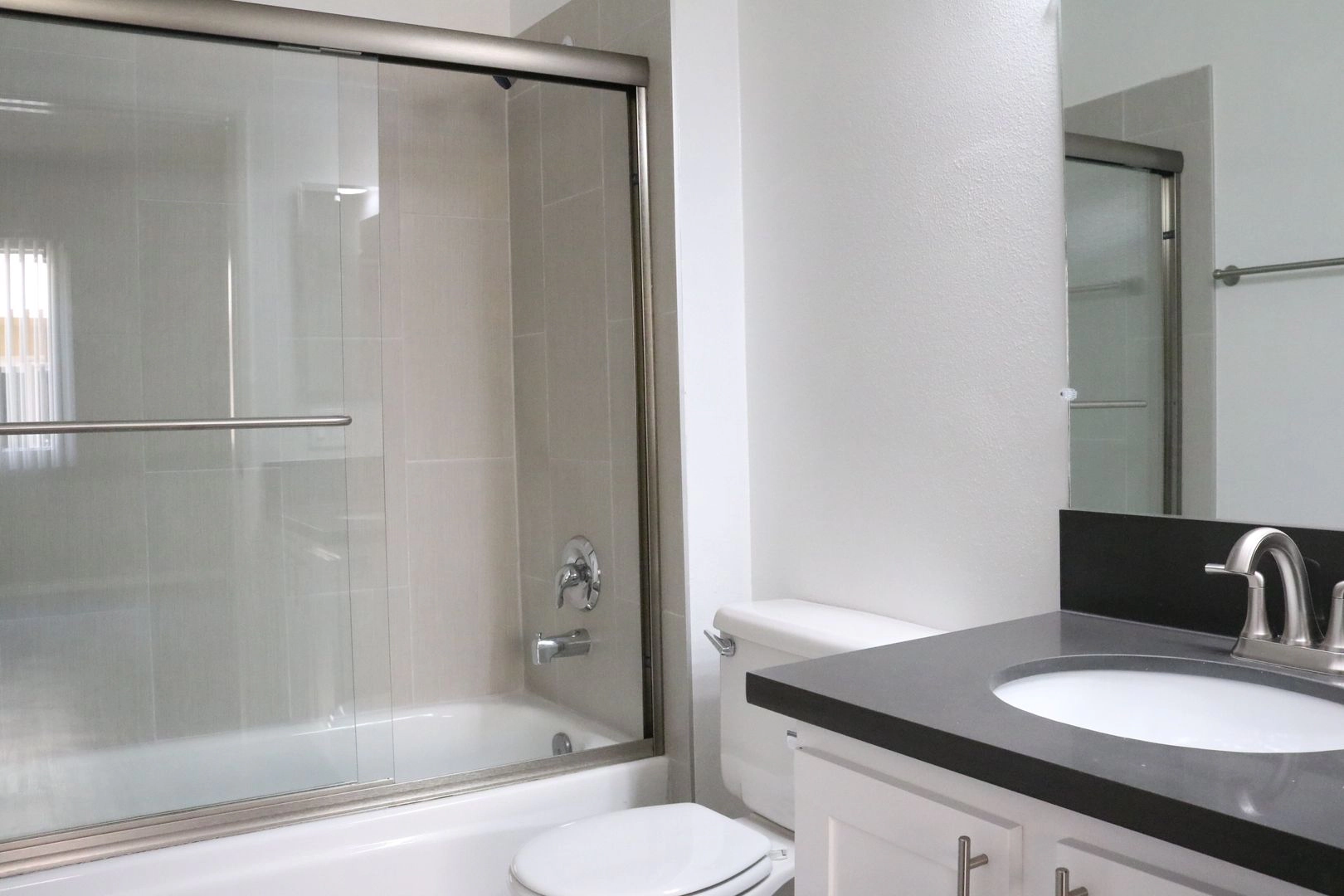 Two Bedroom in Sherman Oaks!!