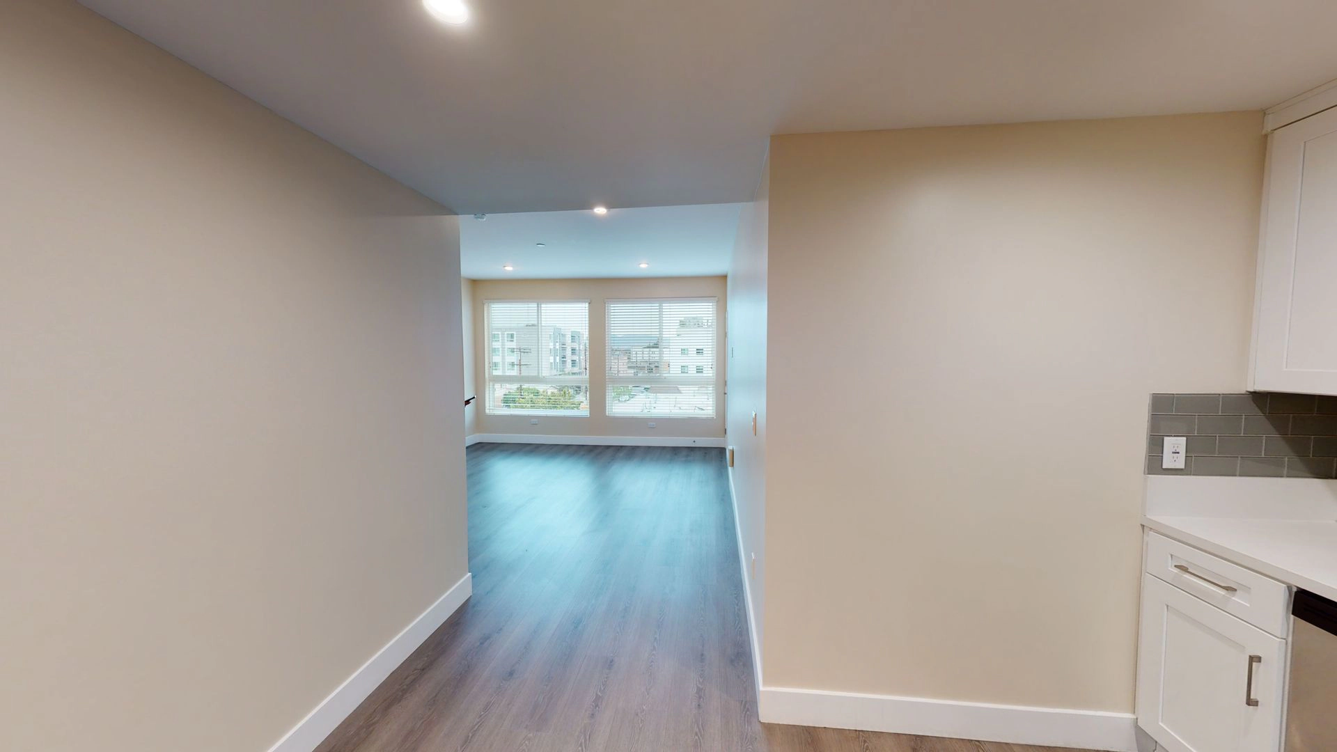 Beautiful Studio unit. in the NoHo Arts District!
