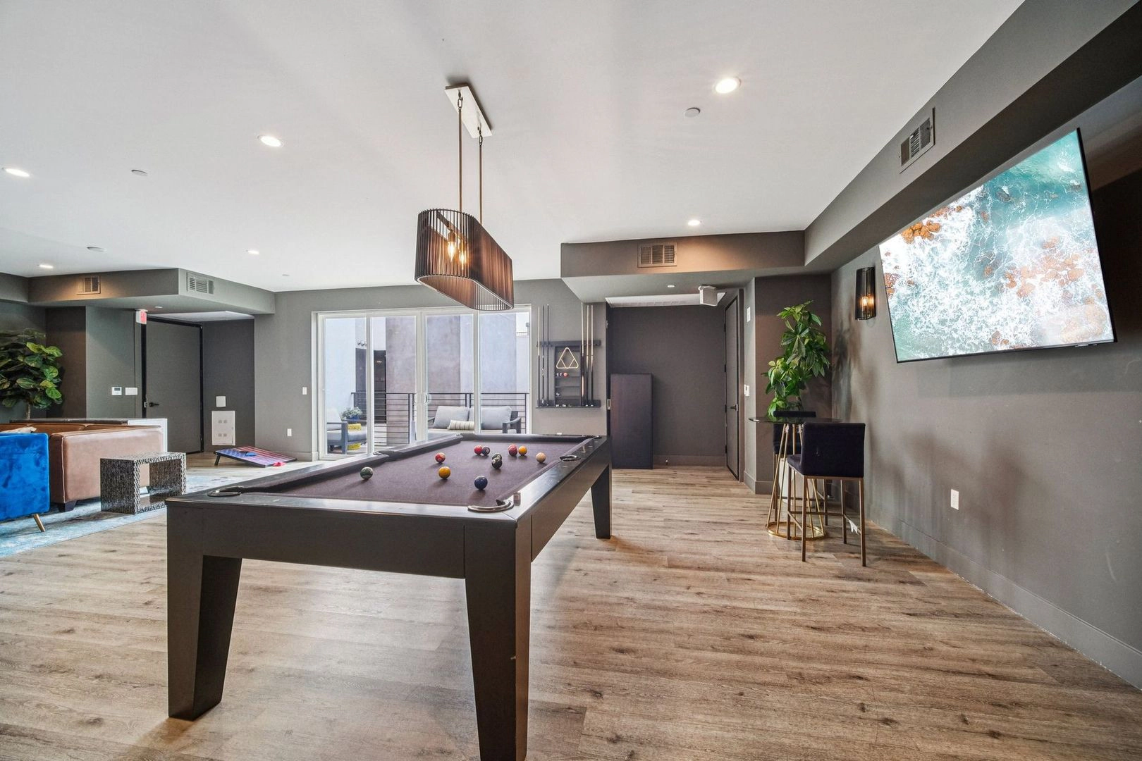 Newly Constructed Luxury Community in NoHo Arts District! Rent NOW!