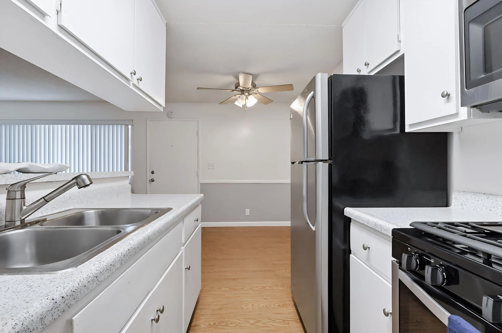 3D floor plan a Studio , 1 bath apartment