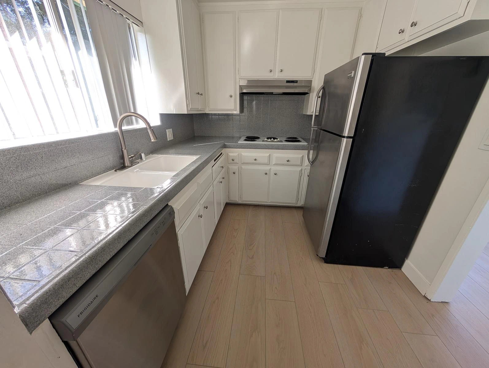 For Rent: 11224 Richland Ave #6, Los Angeles, CA 90064 - 3 beds, Rent ...