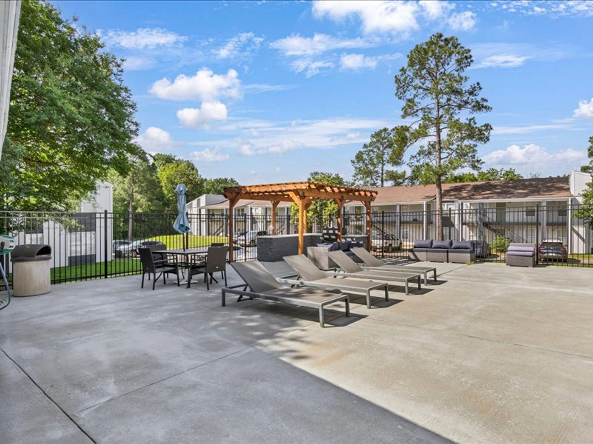 property for rent #5