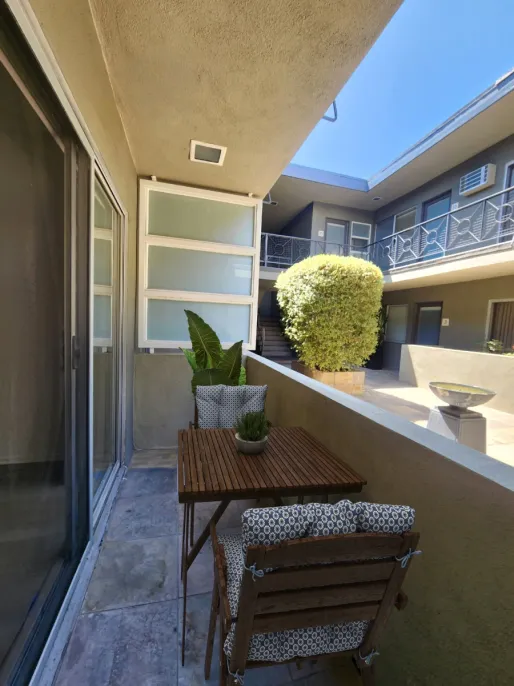 property for rent #4