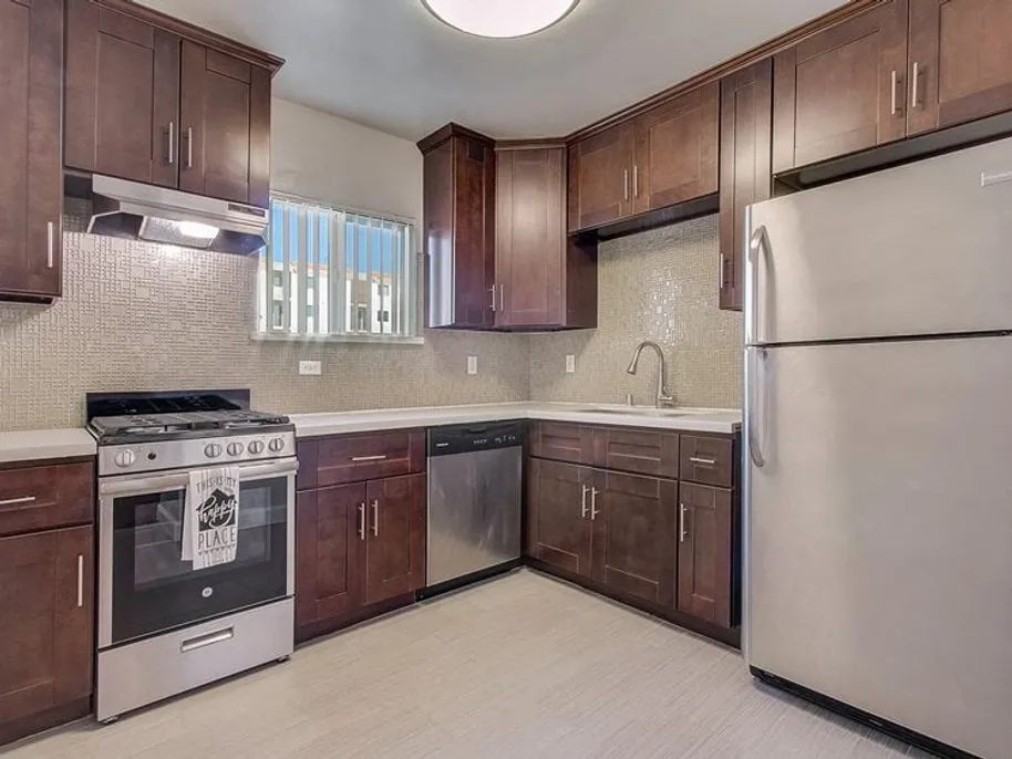 property for rent #3