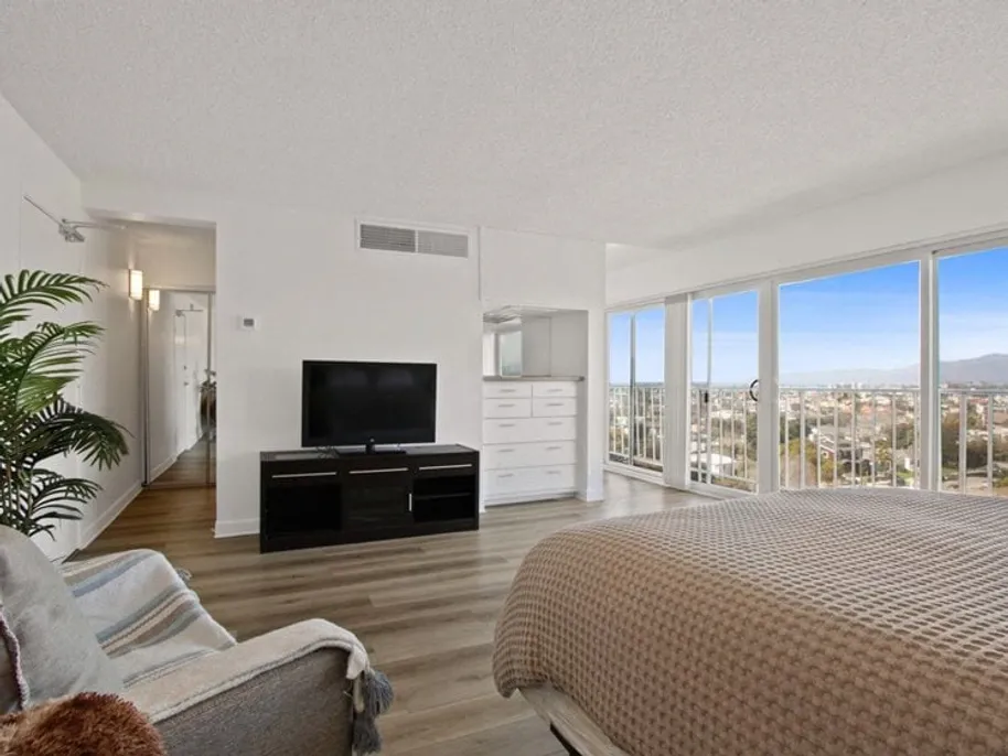 property for rent #5