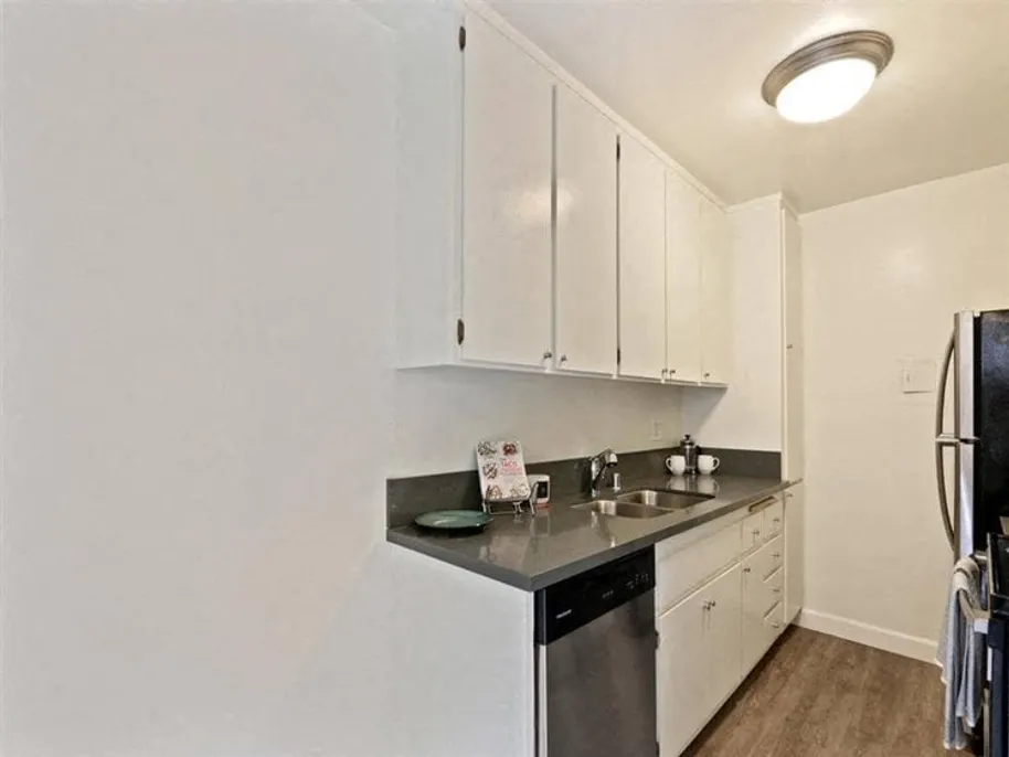 property for rent #1