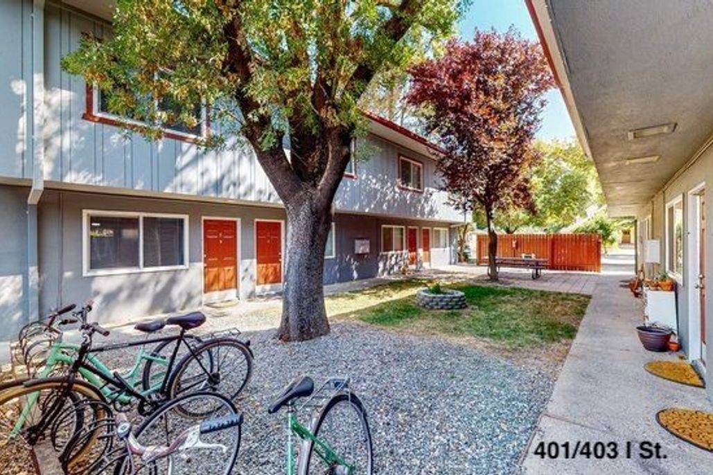 property for rent #1
