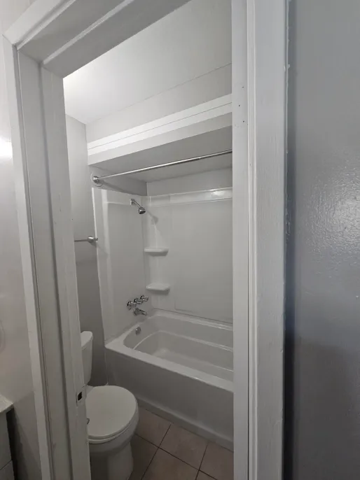 property for rent #4