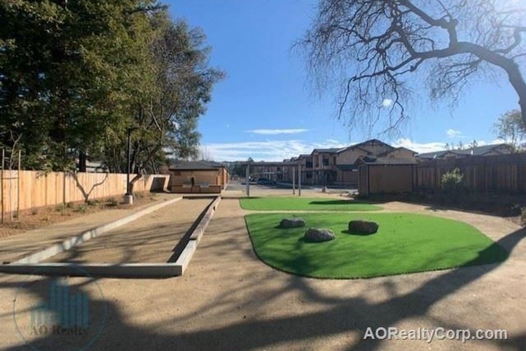property for rent #4
