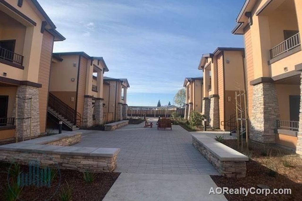 property for rent #3