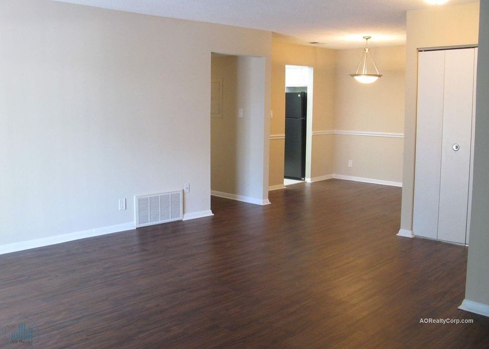 property for rent #5