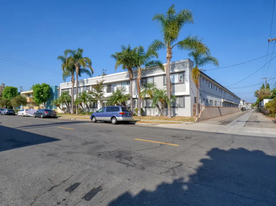 property for rent #4