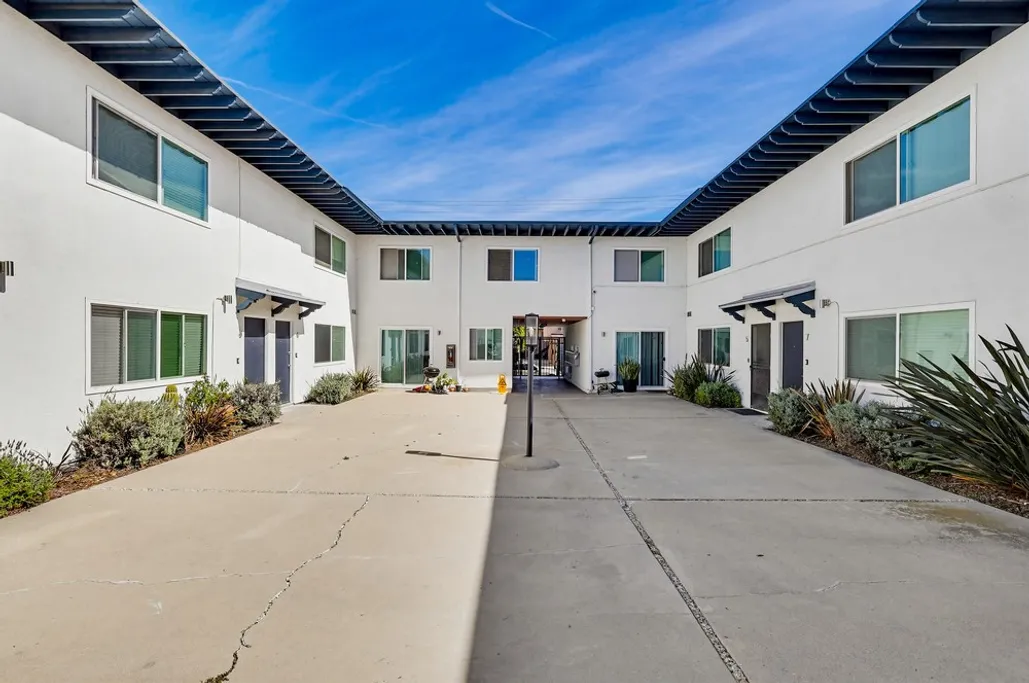 property for rent #6