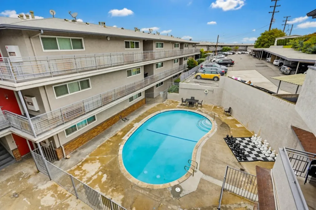 property for rent #1