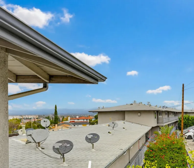 property for rent #4