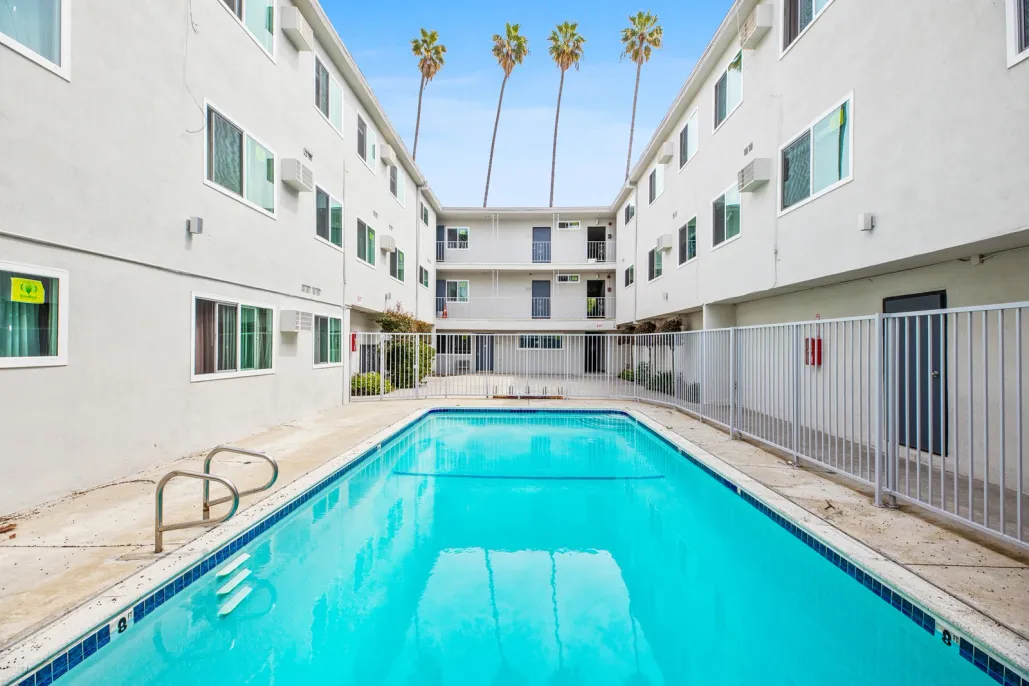 property for rent #4