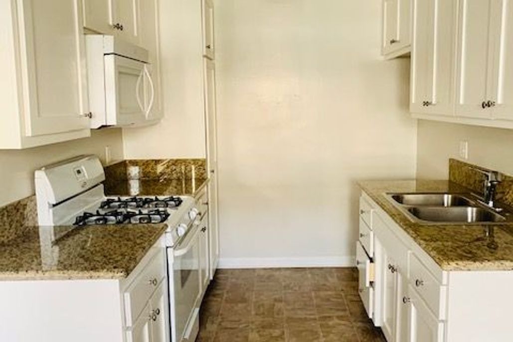 property for rent #1