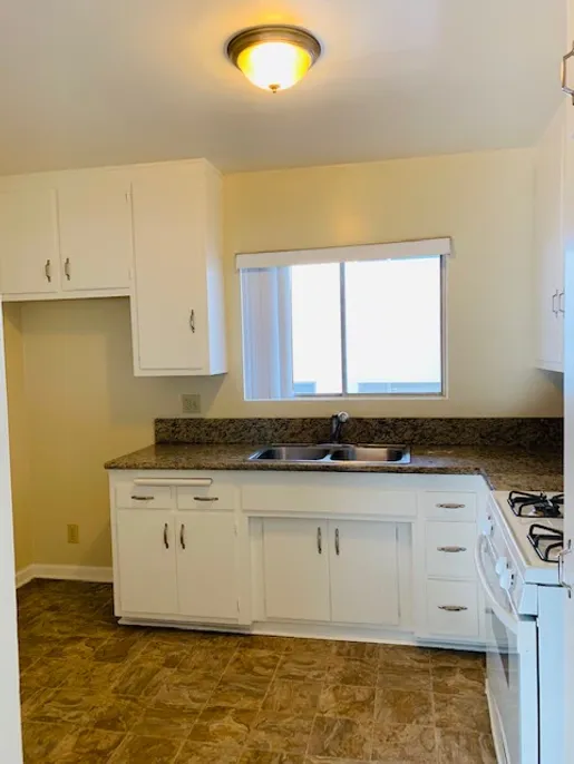 property for rent #4