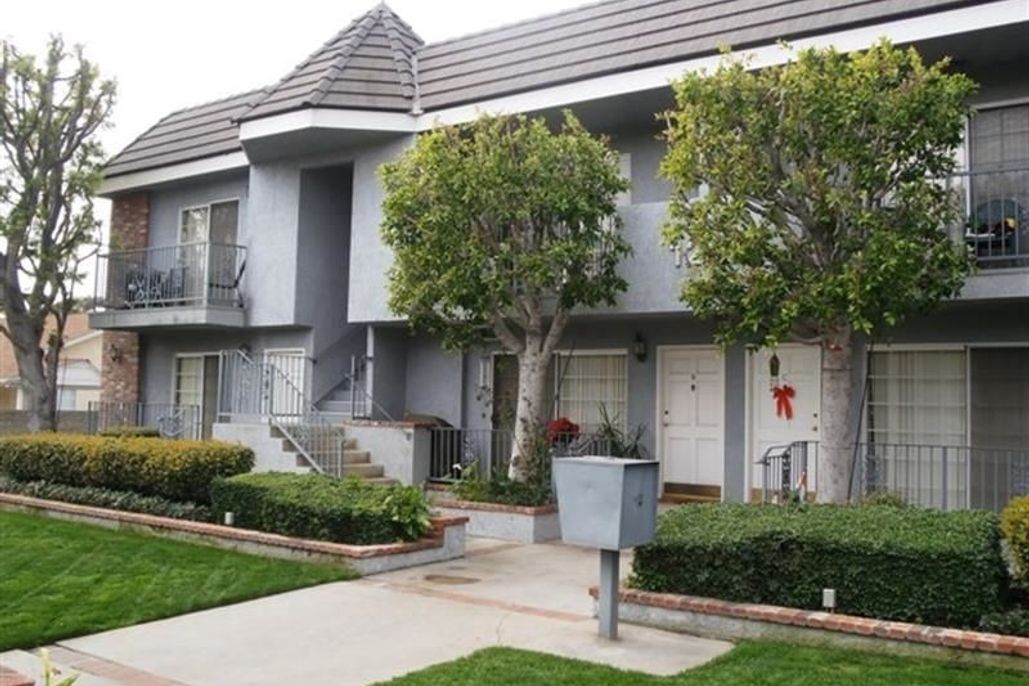 property for rent #1