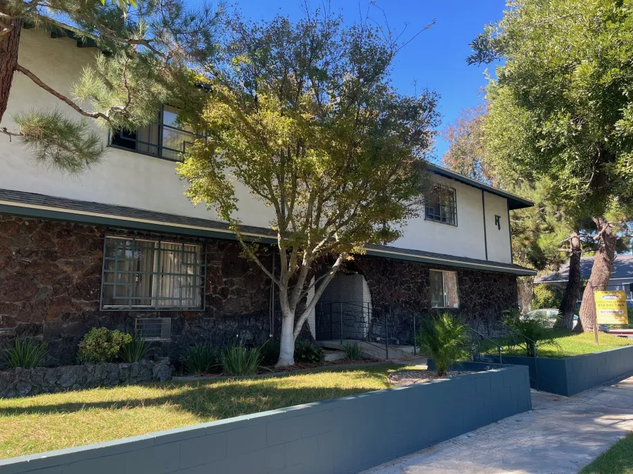 property for rent #1