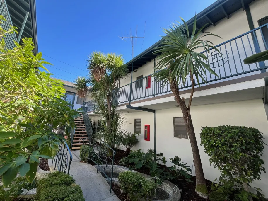 property for rent #3