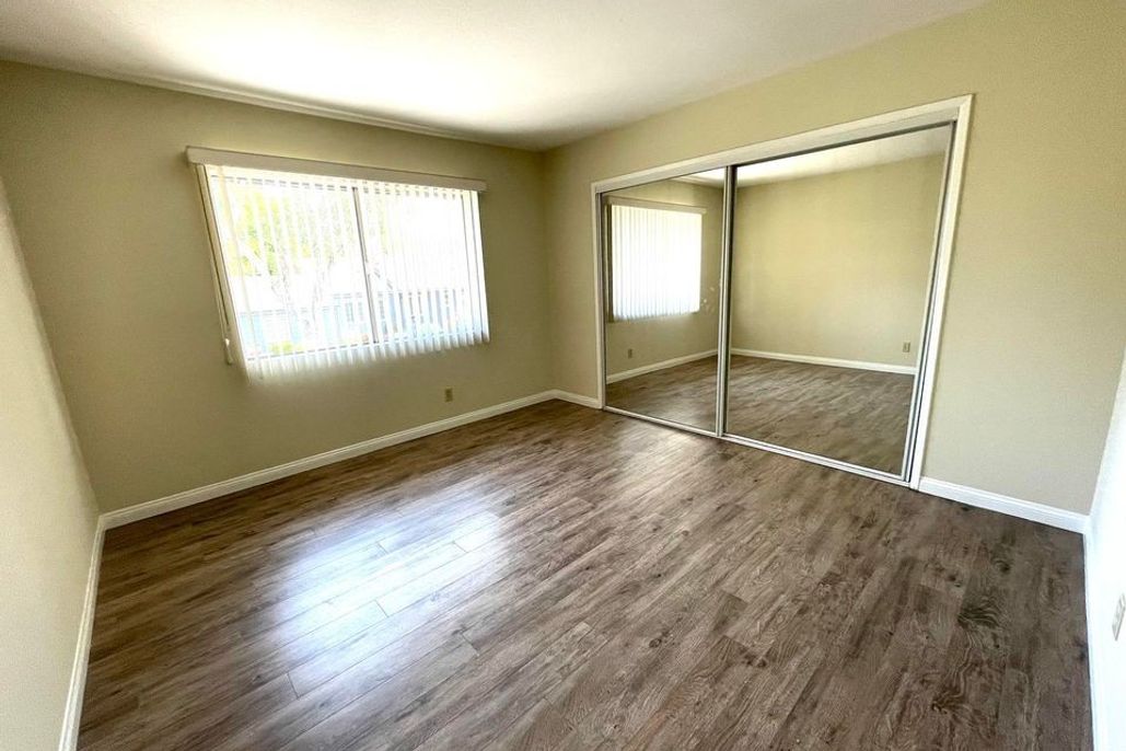 property for rent #5