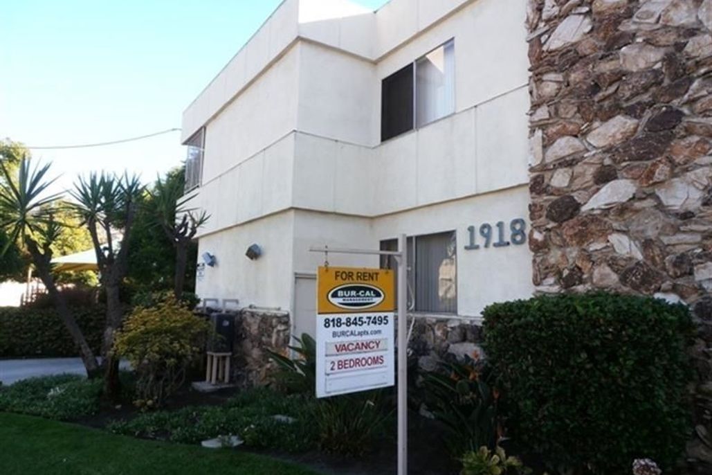 property for rent #1