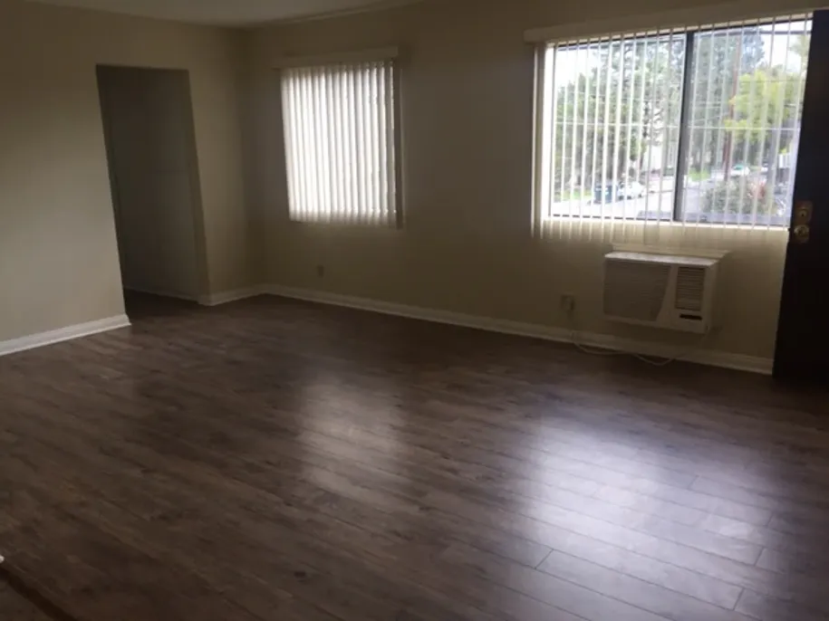 property for rent #4